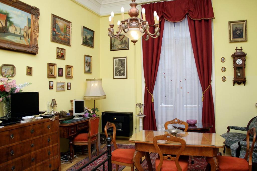 Budapest Tourist Apartments - Jozsef Koerut Ruang foto