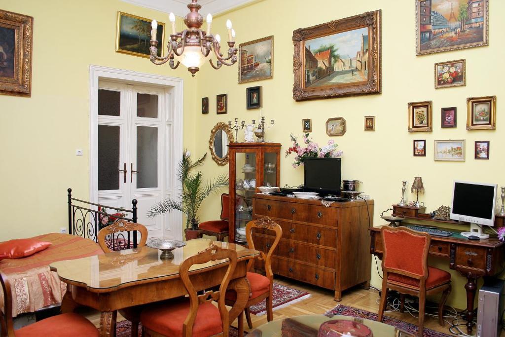 Budapest Tourist Apartments - Jozsef Koerut Ruang foto