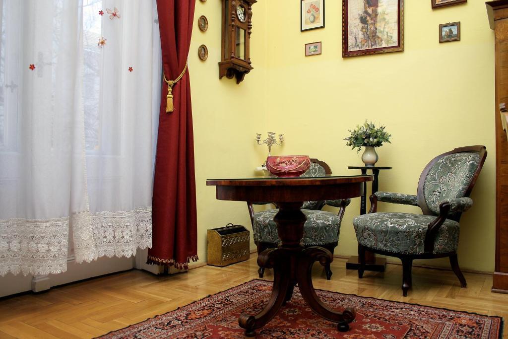 Budapest Tourist Apartments - Jozsef Koerut Ruang foto