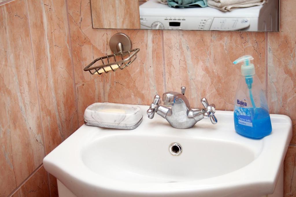 Budapest Tourist Apartments - Jozsef Koerut Ruang foto